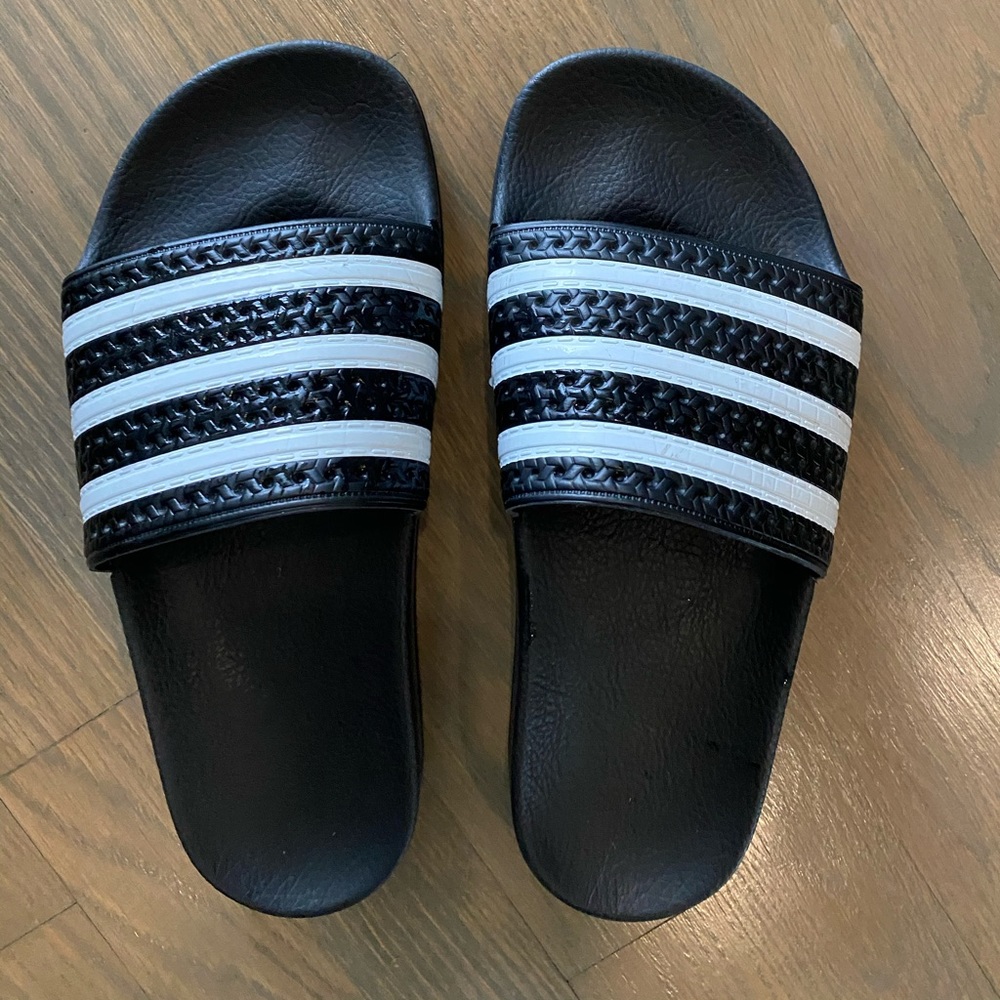 Adidas Adilette Slides